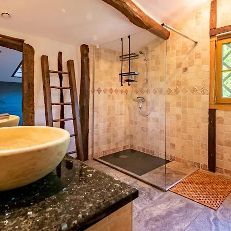 La Maison De Yuka 3* Plieux