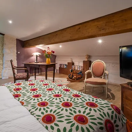 Alojamento de Acomodação e Pequeno-almoço La Maison De Yuka Plieux