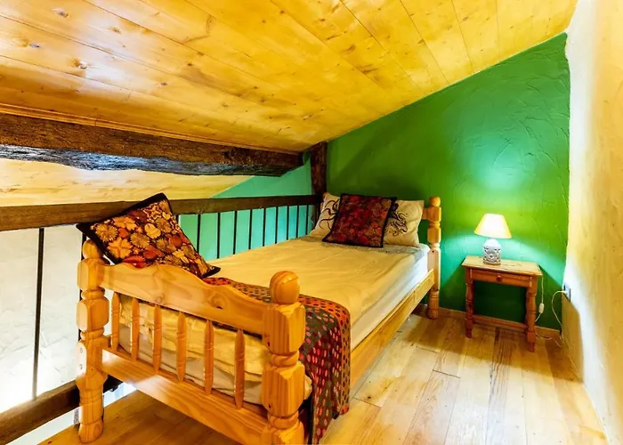 La Maison De Yuka Plieux