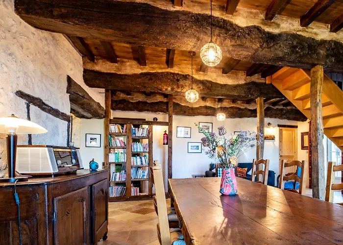 Alojamento de Acomodação e Pequeno-almoço La Maison De Yuka Plieux