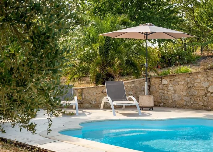 Alojamento de Acomodação e Pequeno-almoço La Maison De Yuka Plieux